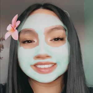 Meet your Posher, Brittney